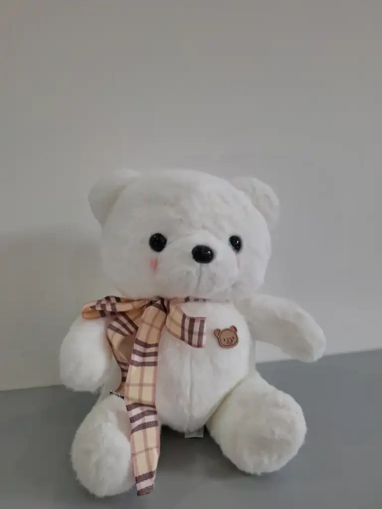 Плишано мече 30 цм бело